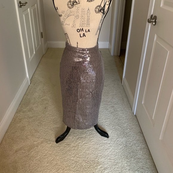 Alice & Olivia Sequin Skirt - Picture 4 of 11